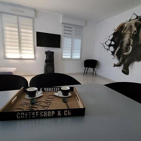 Cosy Apartment Near Disneyland 塞里斯 外观 照片